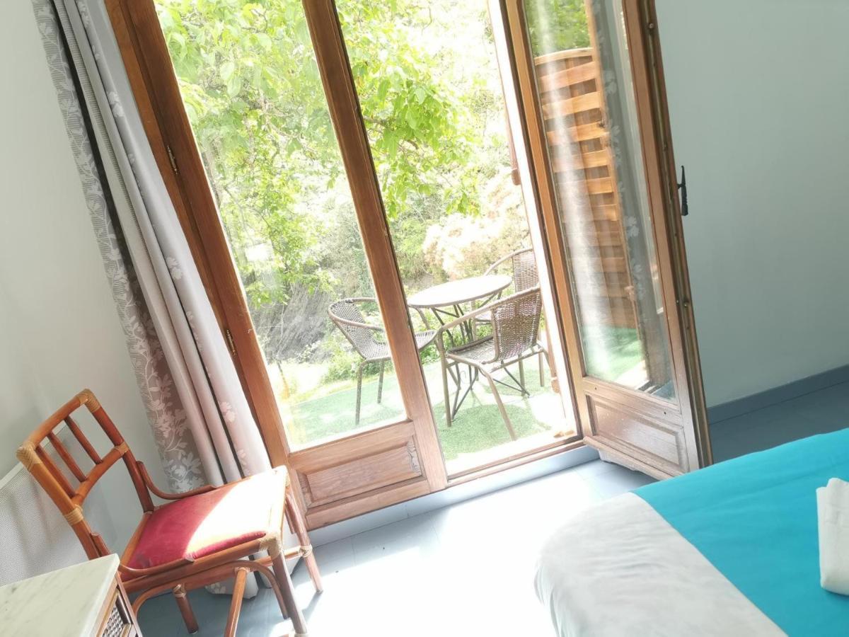 Hotel Du Riou Puget-Rostang