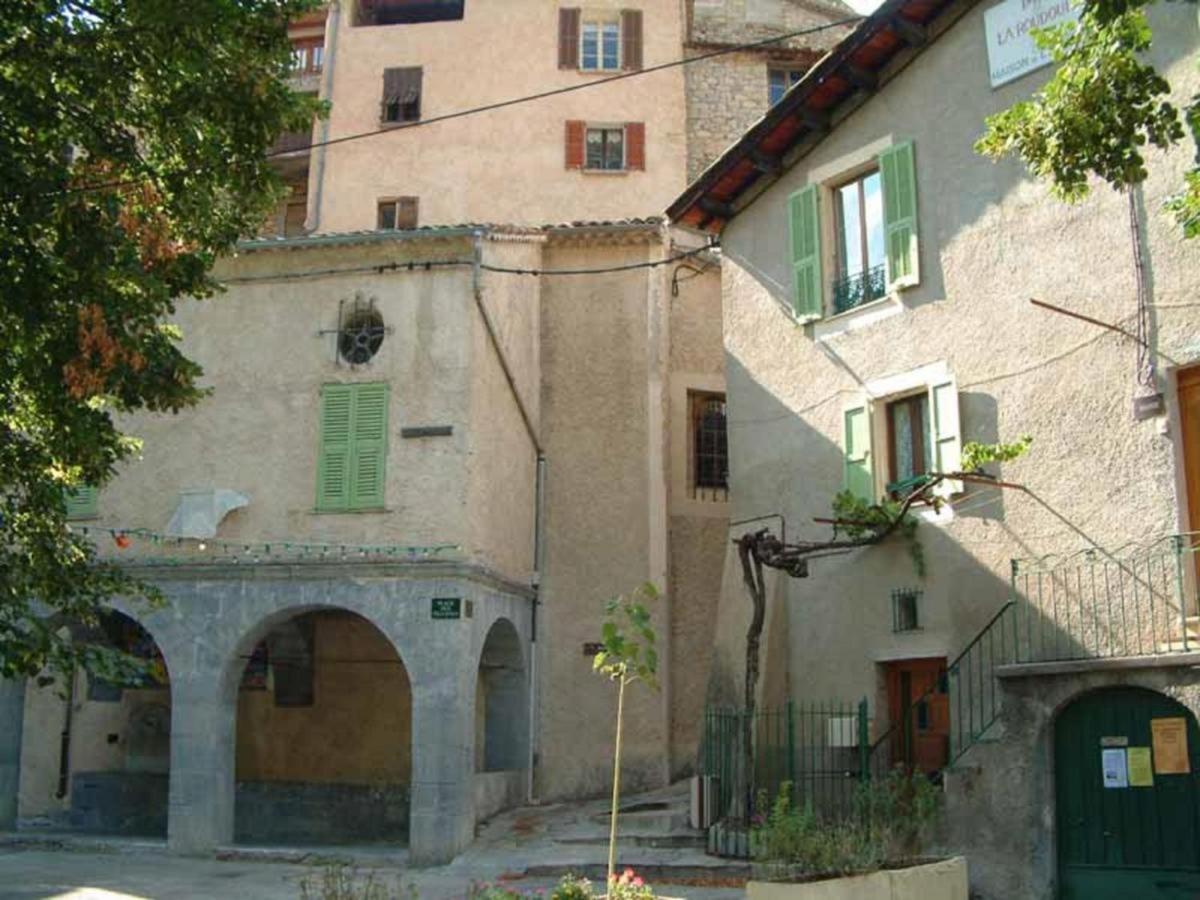 Du Riou 2* Puget-Rostang