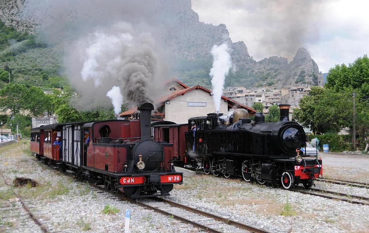 Du Riou